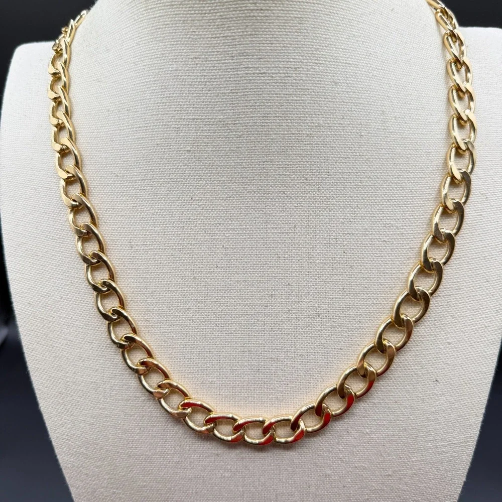 Gold Tone Chunky Curb Chain Necklace Statement Layering Y2K Minimalist Jewelry